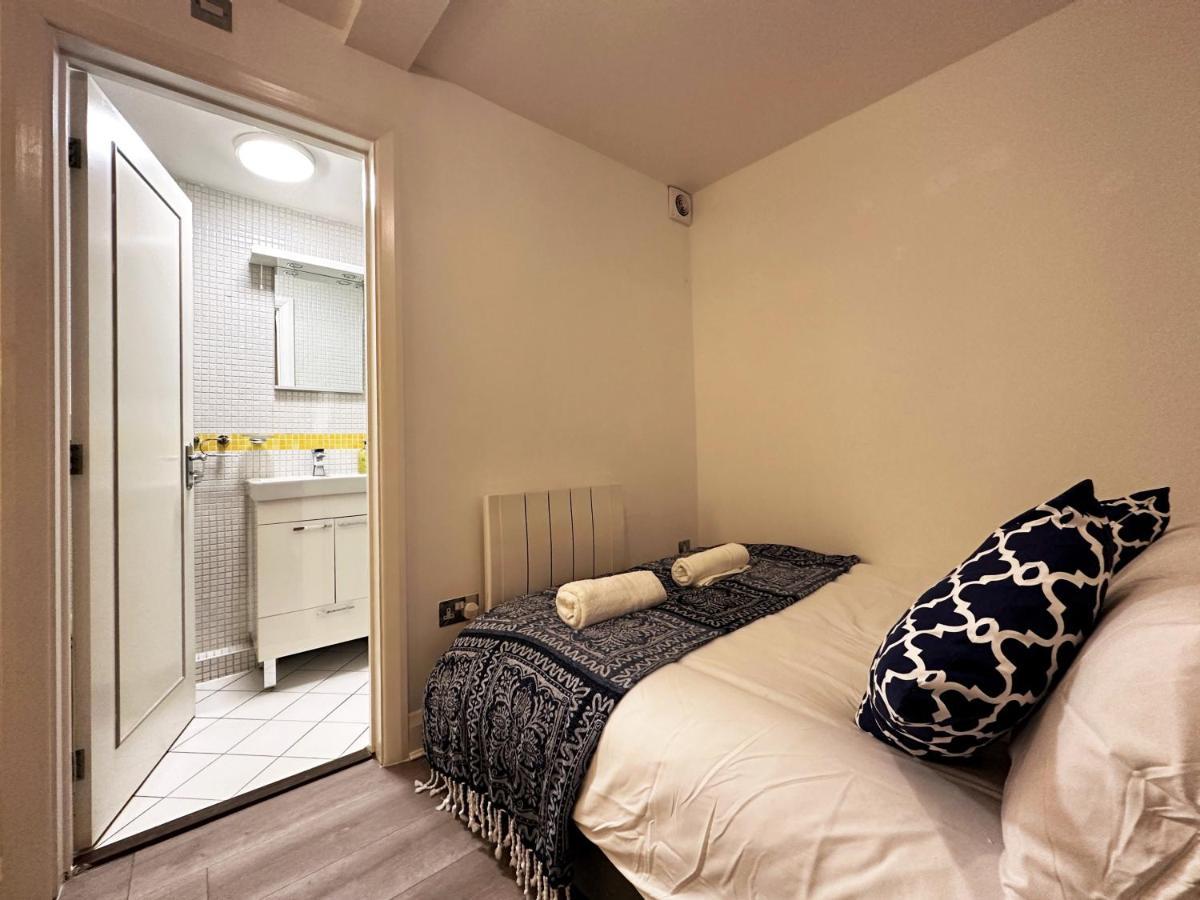 Chic Apartment In Mayfair Londra Dış mekan fotoğraf