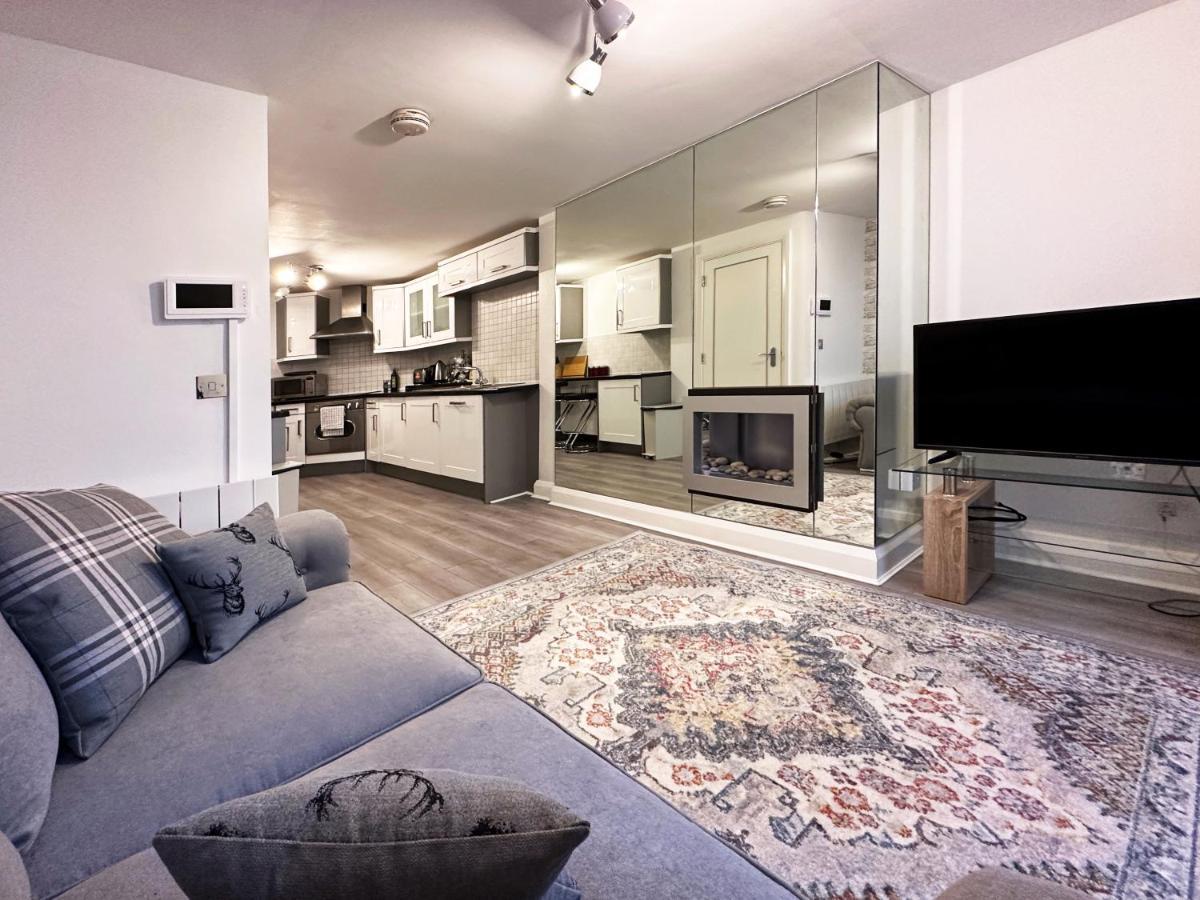 Chic Apartment In Mayfair Londra Dış mekan fotoğraf
