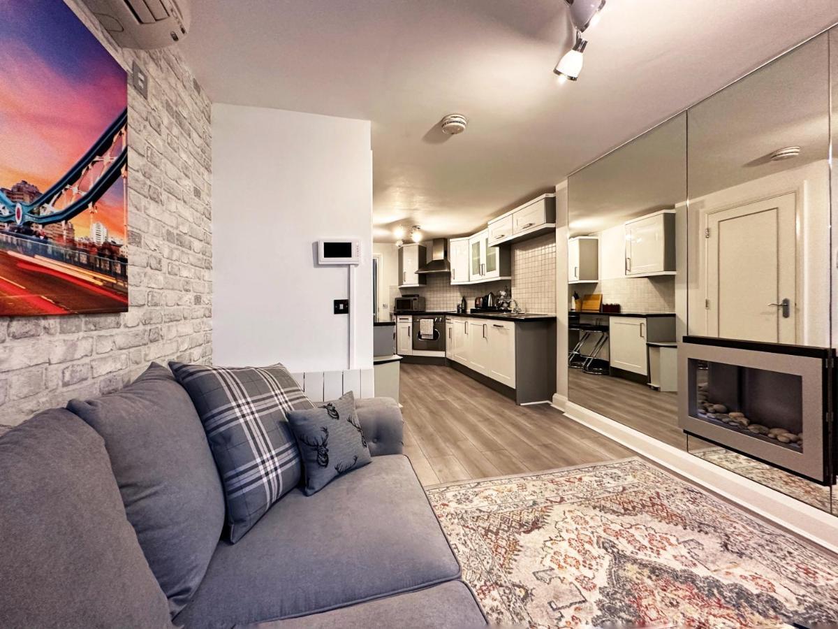 Chic Apartment In Mayfair Londra Dış mekan fotoğraf